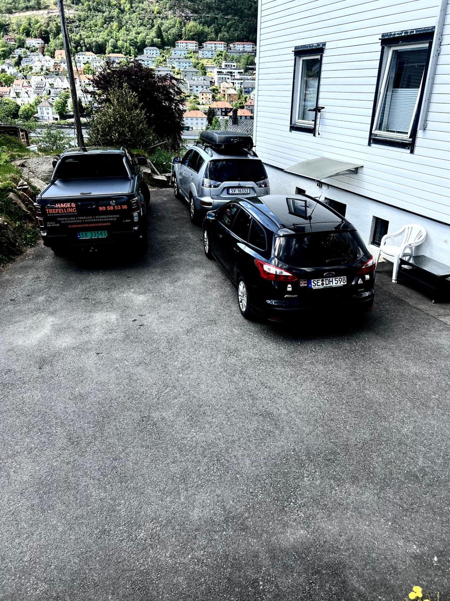 Modern Apartment With Free Parking Bergen Exterior foto