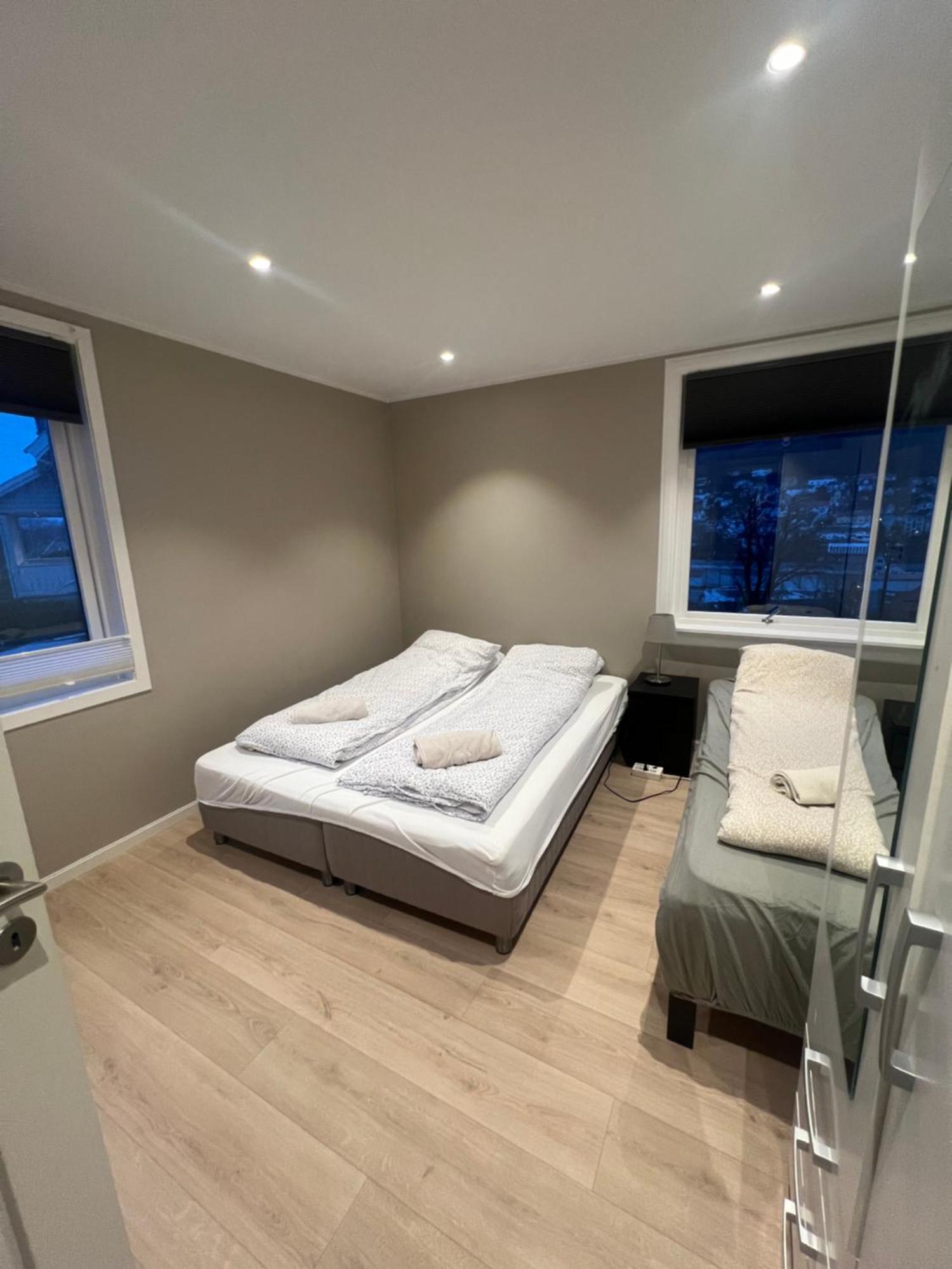 Modern Apartment With Free Parking Bergen Exterior foto